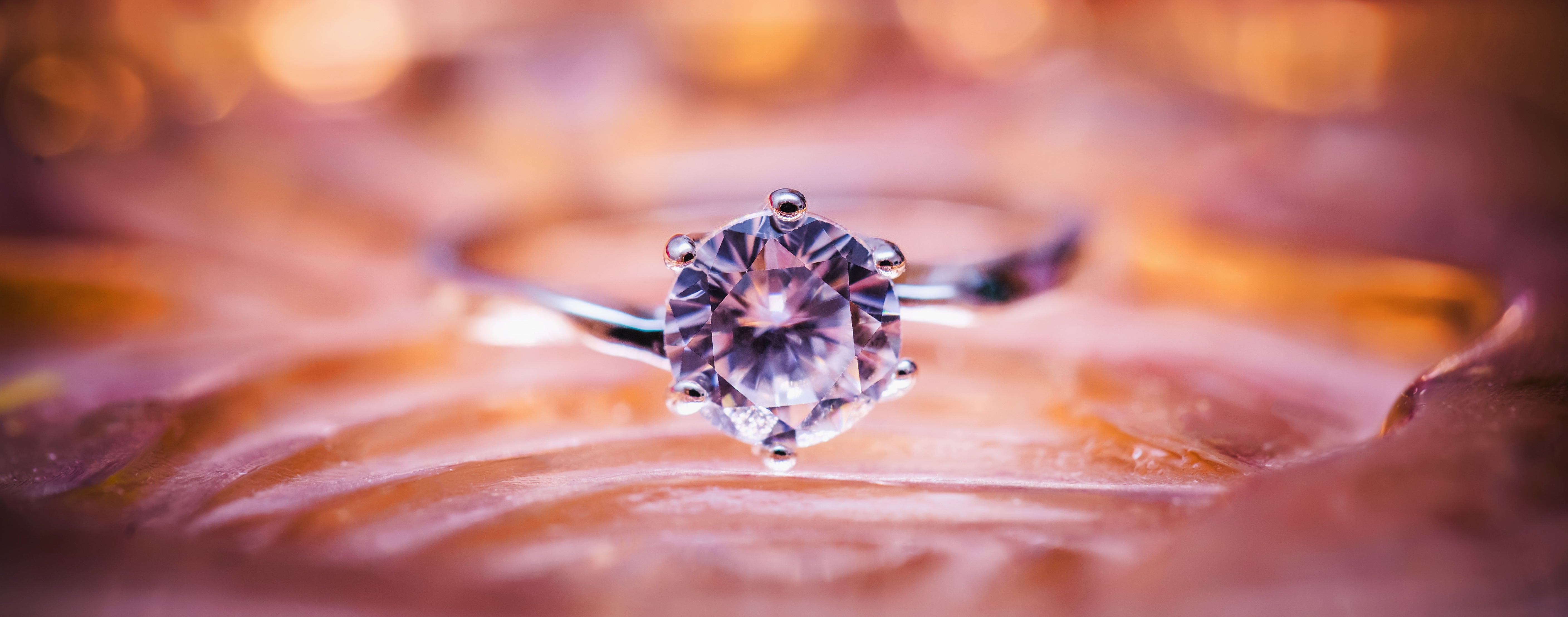 Gold Jewellery Through the Ages: A History of Second Hand Treasures