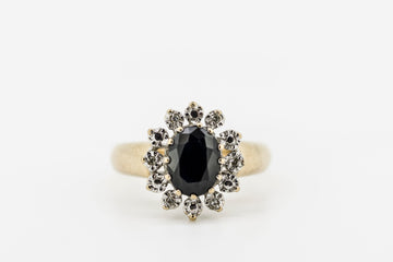 9CT GOLD RING WITH SYNTHETIC STONES