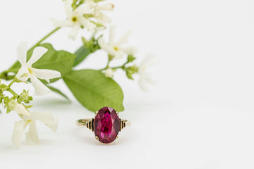 9CT Yellow Gold Ring with Simulant Ruby #27105