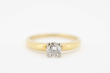 18ct Yellow Gold and Diamond Ring Any Occasion