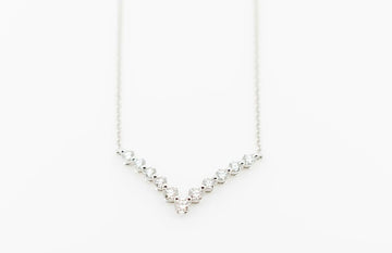 White 18ct gold with diamond pendant #27367-1