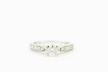 18CT Gold diamond ring #27629