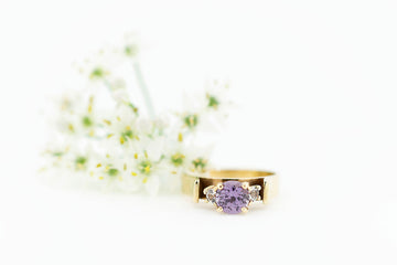 9ct Yellow Gold Purple Cubic Zirconia Ring in V Shape Setting with Cubic Zirconia Accent Stones #28433