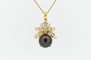18ct Yellow Gold Black Pearl and Diamond Pendant #35247