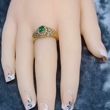 18CT Yellow Gold and Diamond Ring with Green Emerald Centre Stone #L107