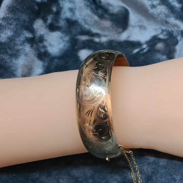 9CT Yellow Gold Bangel With Filigree and Chain #26107