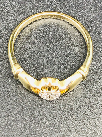10ct gold diamond well made ring