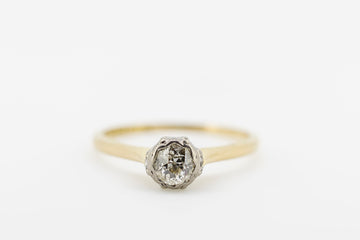 ANTIQUE 18CT GOLD RING WITH OLD MINE CUT DIAMOND
