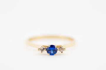 9ct Yellow Gold Ring with Bright Blue Sapphire and Diamonds