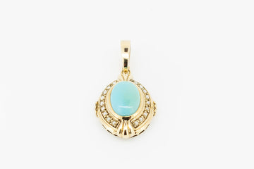 9ct gold pendant with Turquoise stone