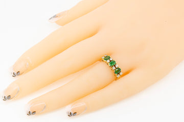 16ct gold ring with emeralds and diamonds