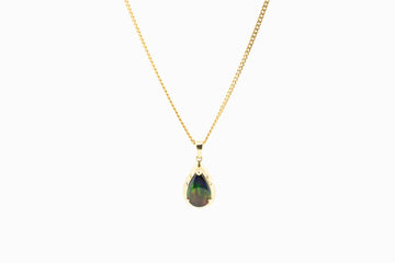 9ct gold Opal pendant and necklace #27772