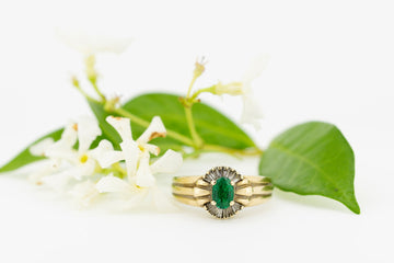 9ct Yellow Gold Solitaire Emerald and Baguette Diamond Vintage Ring #28136-5