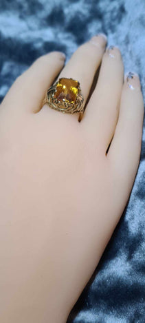 9CT GOLD RING WITH CITRINE STONE