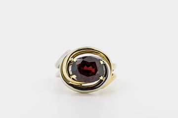 14CT GOLD CUSTOM RING WITH GARNET