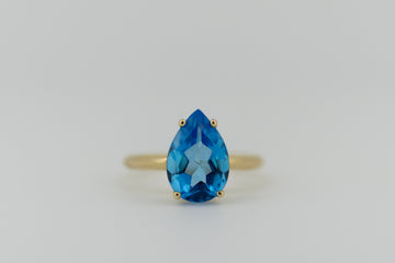 14ct Yellow Gold Pear Shaped Blue Topaz Ring #9359