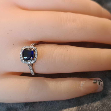 14CT WHITE GOLD HALO RING WITH DEEP BLUE SAPPHIRE & DIAMONDS #K18