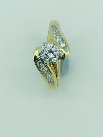 14ct Gold CZ Ring 1035