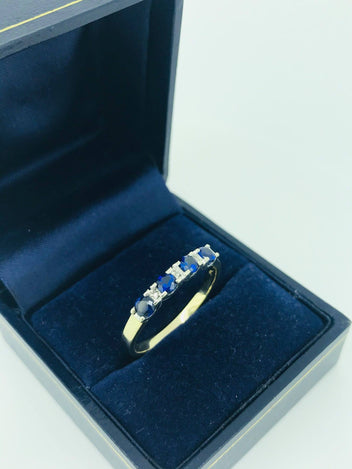 9ct Gold Blue Colouring Sapphire Ring