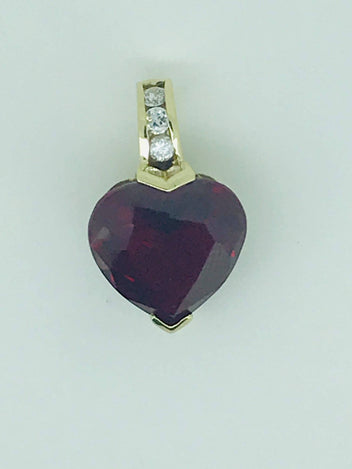 9ct Gold Synthetic Ruby Enhancer 1046