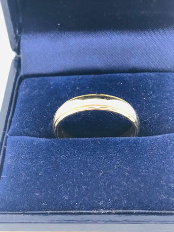 DISCOUTNED! 18ct Gold Wedding Ring 1051