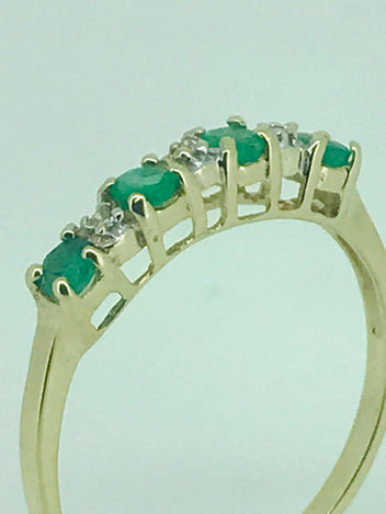 9ct Gold Emerald and Diamond Ring 1068