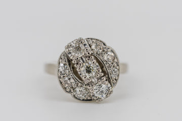 Vintage 18ct white gold diamond ring.