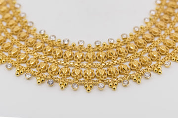 21CT GOLD AND CUBIC ZIRCONIA INDIAN GOLD HALF NECKLACE