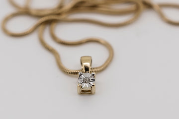 9ct gold Italian made snake chain with diamond pendant