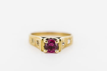 18ct yellow gold ruby and diamond ring