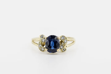 14CT GOLD SAPPHIRE AND DIAMOND RING