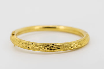 22CT GOLD BANGLE