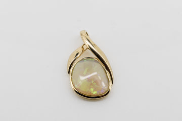 14CT GOLD OPAL PENDANT