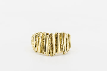 18CT GOLD RETRO RING