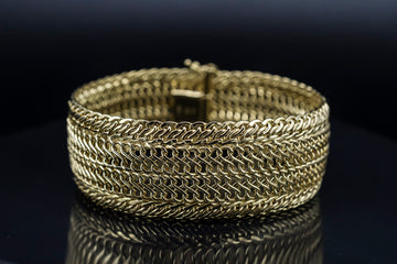 9ct yellow gold Italian made bracelet