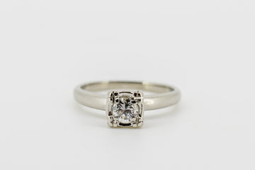 14CT WHITE GOLD DIAMOND RING #D