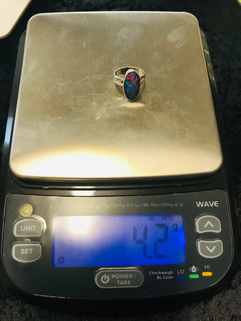 9ct white gold ring with doublet opal 1230