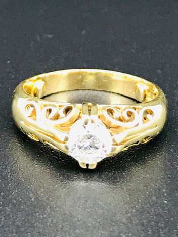 9ct gold CZ ring