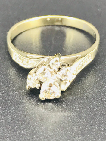 9ct gold diamond ring