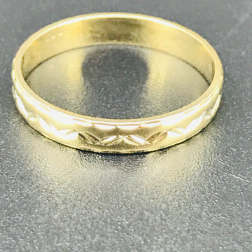 9ct gold dress ring