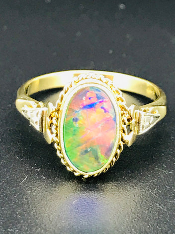 9ct gold Doublet Opal Ring