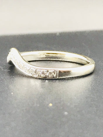 18ct White Gold Eternity Ring With Diamonds