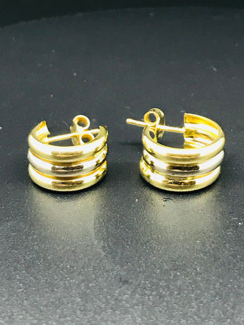 18ct gold earrings