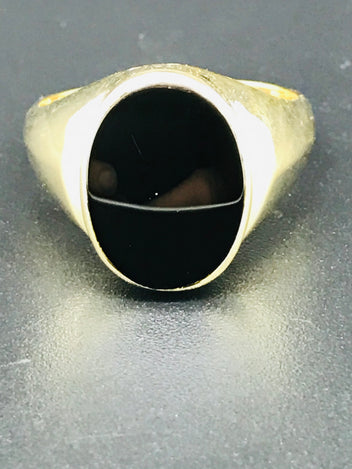 9ct gold Onyx dress ring