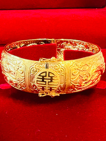 24ct yellow gold bracelet’s. Chinese wedding collection by Chow Sang Sang