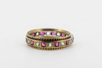 9CT GOLD RING WITH IMITATION GEMS