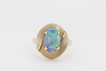 18CT GOLD AND OPAL HAND MADE WEAVE RING