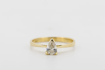 18CT GOLD DIAMOND RING