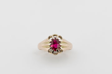 9CT ROSE GOLD & GARNET ANTIQUE RING