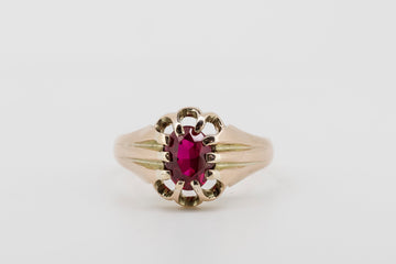 9CT ROSE GOLD & GARNET ANTIQUE RING